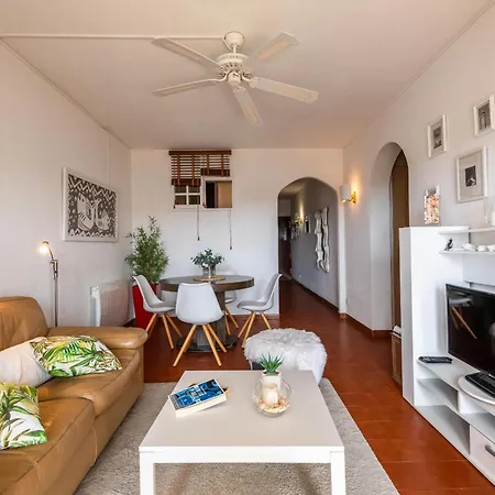 Apartment Sea View Town 2 Bedroom